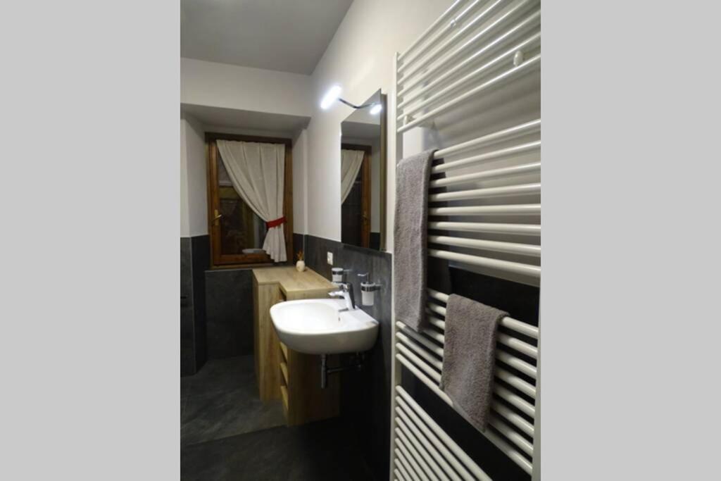 Ferrari'S: Bright Apartment With Magnificent View Chiesa in Valmalenco Exterior photo
